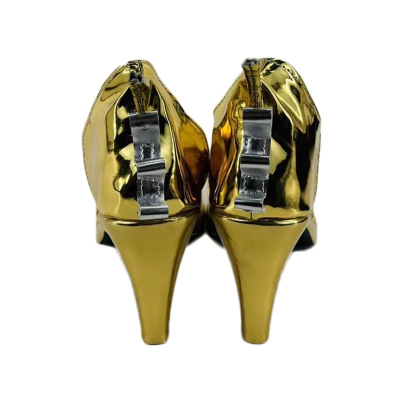 2025 11 Burnice Whita Scarpe c - Burnice Cosplay Prop recensione e prezzo
