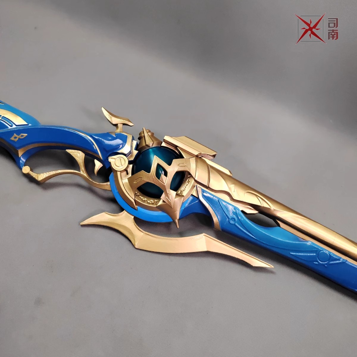 Replica della Pistola di Nagat - Anaxa Cosplay Prop recensione e prezzo